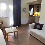 Mediterrania Apartament *