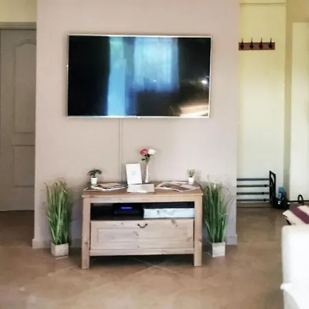 Mediterrania Apartment *